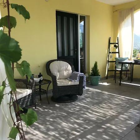 Mare Apartment Gata